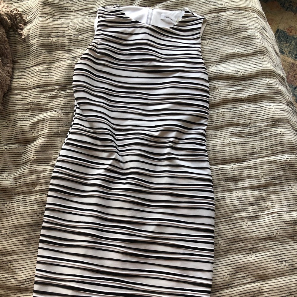 Calvin Klein White and Black Dress - Size 10 - Picture 1 of 3